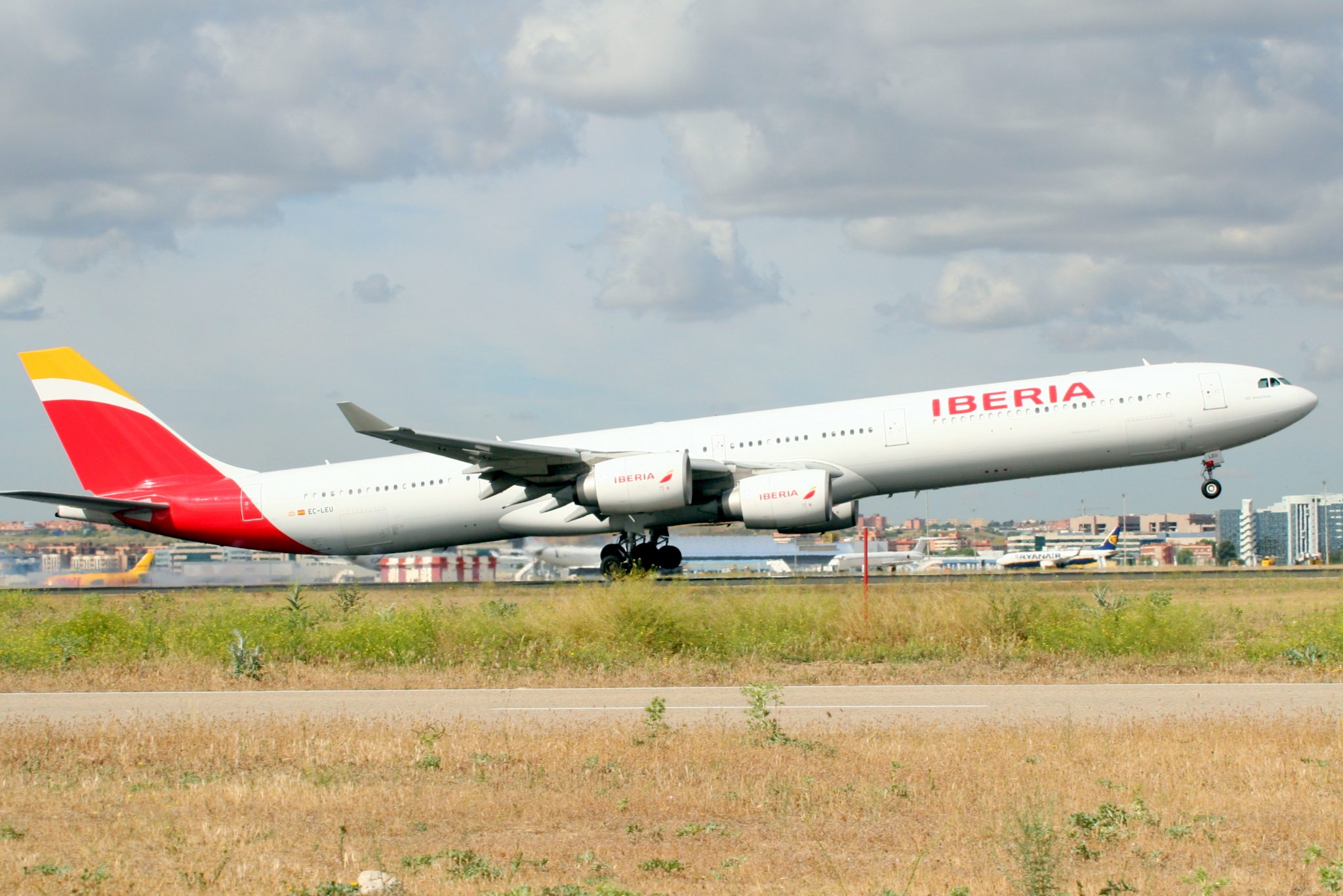 Iberia Reanuda Sus Vuelos Regulares Entre Quito Y Madrid Luego De Tres