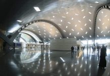 La UE firma con Qatar su primer acuerdo de aviación con países del golfo Pérsico