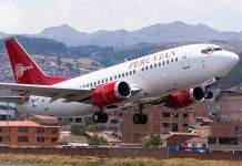 Aeropuerto Jorge Chávez: aerolínea suspende vuelos desde Lima y se desata una protesta de pasajeros