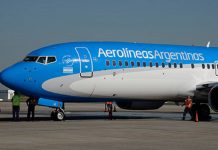 Argentina: Ante el desconcierto, las aerolíneas aún no cobran el 30% del impuesto ‘solidario’