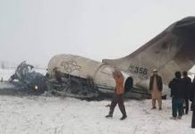 El avión siniestrado en Afganistán pertenece a Fuerza Aérea Estadounidense, según talibanes