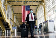 Caos y grandes demoras en aeropuertos de Estados Unidos por controles de coronavirus