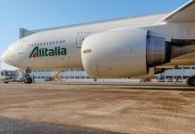 La nueva Alitalia reaparece con otro nombre, gerencia y menos aviones