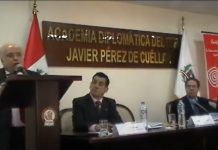 Conferencia de Julián Palacin en la Academia Diplomática del Perú del Ministerio de Relaciones Exteriores sobre la Aerolínea de Bandera