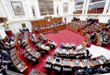 Exposición de Julián Palacin sobre los intereses nacionales del Perú en el Espacio Aéreo en el Congreso de la República