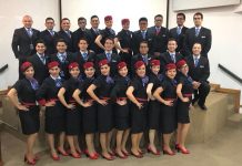 Aeroméxico elimina bono de sobrecargos