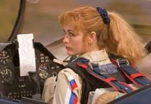 Conoce a la reina rusa de las acrobacias aéreas