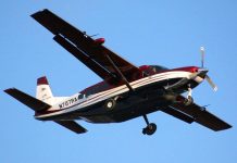 Alaska: pasajero intenta estrellar aeronave