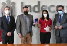 Indecopi entrega medalla de la OMPI a inventora peruana ganadora de tres categorías del Concurso Nacional de Invenciones