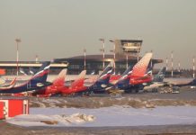 Por la invasión a Ucrania, EEUU anunció el cierre de su espacio aéreo a todos los vuelos rusos