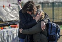 EE.UU. se compromete a acoger hasta a cien mil refugiados ucranianos