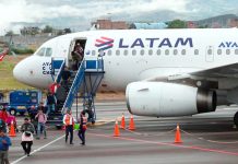 Latam: Clientes con vuelos programados entre hoy y el lunes pueden cambiarlos sin costo