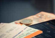 Resuelve la Corte que aerolíneas indemnicen en caso de sobreventa