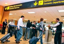 Salida de peruanos al exterior creció 73% en período enero-julio 2023