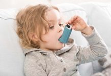 ¿Cómo puedo saber si mi tratamiento para el asma bronquial es efectivo?