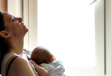 Tristeza post-parto: ¿Cómo combatir una crisis de pareja después del nacimiento del bebé?