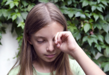 Alerta con las ojeras en tus hijos: Esto podrían tratar de decir sobre su salud