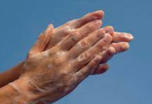 ¿Manos resecas? Sigue estos consejos y cuídalas todos los días