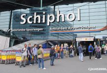 Países Bajos planea prohibir los vuelos nocturnos más ruidosos en Schiphol