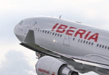 Este verano, Check-In y Embarque con Iberia a través de WhatsApp y más