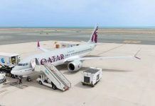 Qatar Airways evalúa cancelar pedido de 25 Boeing 737-10 debido a retrasos