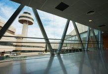 USCA insta a AENA a facilitar el acceso de los controladores de Palma a sus puestos de trabajo