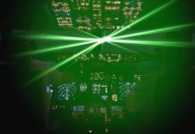 La FAA intensifica esfuerzos contra ataques con láser a las aeronaves en EE. UU.