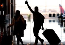 La sobreventa de vuelos: una práctica legal que erosiona la confianza del pasajero