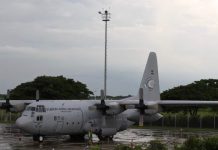 Encuentro en el Atlántico Norte: múltiples objetos sincronizados rodean aeronave militar durante minutos