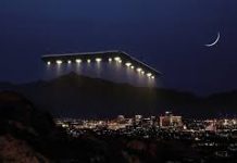 Luces sobre Phoenix: miles de testigos y pilotos reportan formación inexplicable
