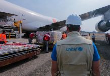 El puente aéreo global de vacunas COVID-19: la operación logística más grande de la historia farmacéutica